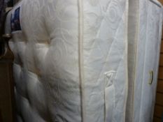 Silentnight double divan bed with Isabelle mattress