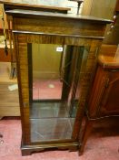 Modern single glazed door display cabinet
