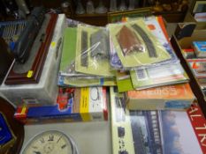 Quantity of 00 gauge model railway items including a Bachmann digital starter set, a Marks & Spencer
