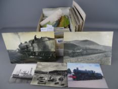 Good collection of post and top link photo cards, mainly steam and diesel engine locomotives with