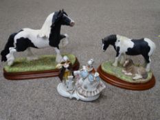 Border Fine Arts horse figurines, titled 'The Vanna (Piebold)' limited edition (612/750) with