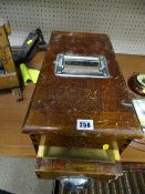 Vintage wooden countertop till