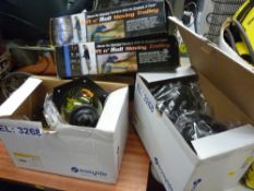 Boxed solo lanterns and lift-and-roll trollies