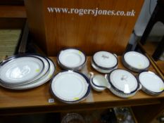 Parcel of Alfred Meakin 'Bleu de Roi' dinnerware