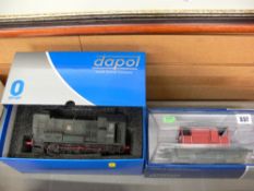 Dapol 0 gauge Class 0813282 BR green engine (top cover missing) and a 7F-100-004 SR break van,