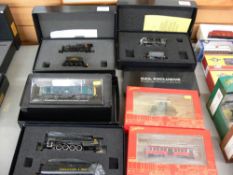 Five Spectrum/Bachmann boxed and apparently unused model trains from the Master Railroader series