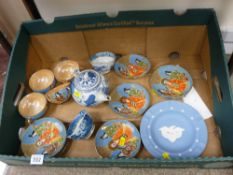 Parcel of Japanese teaware, blue and white tea bowls and an early teapot etc