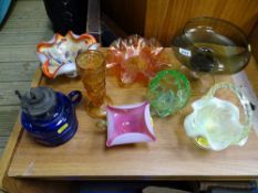 Parcel of art glass and similar items