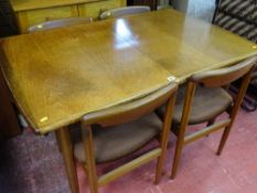 Stage Meredew extending dining table and four chairs