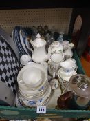 Excellent collection of decorative china and teaware, Aynsley 'Wild Tudor', Wedgwood 'Wild