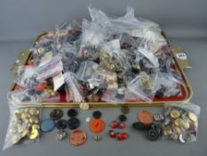 Good large mixed collection of vintage buttons including still on card examples