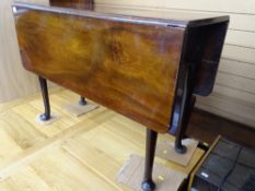 Period gate leg table on pad feet