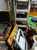 Parcel comprising metal stepladder, long handled garden tools, workmate bench, deck chairs, small