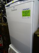 LEC undercounter fridge E/T