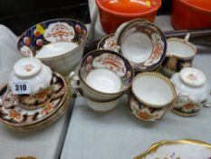 Royal Albert 'Royalty' teaware and similar patterned Spode