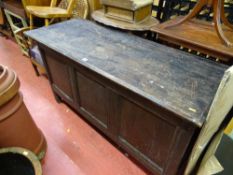 Vintage three panel coffer