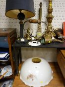 Parcel of vintage table lamps, lamp shade and a telephone