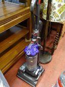 Dyson DC33 upright vacuum cleaner E/T