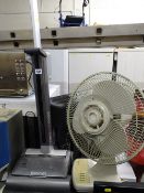 G-Tech 22v Air Ram vacuum sweeper and a Pifco desktop fan E/T