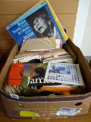 Good box of vintage 45rpm and LP records