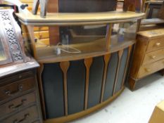 A mid-century retro curved drinks bar, 127cms wide Condition reports provided on request by email