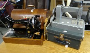 Singer sewing machine in arch topped case together with Essex miniature sewing machine in box (2)
