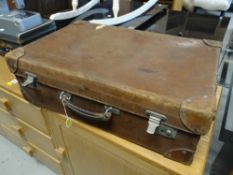Edwardian Vickery of London leather dressing case / suitcase, multi pocketed and sleeved leather
