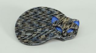 A contemporary fox brooch with flecked finish (BBC Bargain Hunt) Condition reports provided on