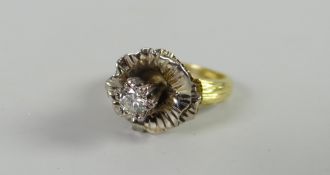 18ct diamond set (1 diam) flower ring with South African documents Condition reports provided on