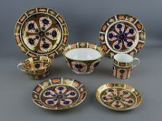 SEVEN PIECES OF ROYAL CROWN DERBY 1128 PATTERN TEAWARE to include a 6 cms high coffee can and