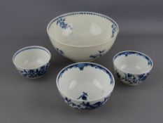 FIRST PERIOD WORCESTER & CAUGHLEY GROUP OF FOUR BOWLS to include a 7.5 cms teabowl, three flowers