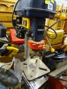 Titan nine speed bench pillar drill E/T