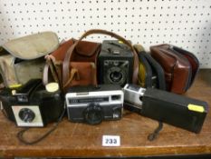 Parcel of vintage cameras including boxed Coronet etc