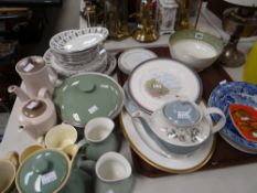 A quantity of mixed twentieth century ceramics including Minton bowl, Laugharne boathouse scene