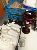 Collection of various mainly lustre glass crystal drops and other accessories Condition reports