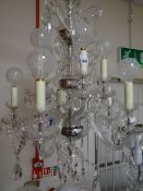 An impressive modern Venetian-type glass chandelier decorated with lustre drops Condition reports