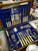 A good oak encased vintage cutlery canteen set by Cross Brothers Condition reports provided on