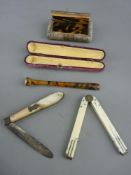 Wooden snuff box with tortoiseshell interior, a mother of pearl silver bladed fruit knife, a brass
