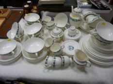 Parcel of Wedgwood 'Edme' dinnerware