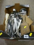 Good quantity of stainless steel, EPNS and other household cutlery