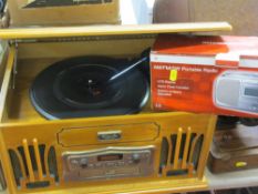 Retro style classic turntable, turner, CD player and a Durabrand portable radio E/T