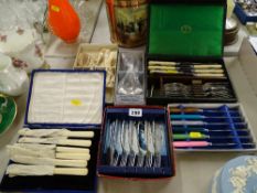 Selection of mainly boxed EPNS and other cutlery