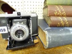 Zeiss Ikon vintage 'Made in Germany' camera with case and a quantity of vintage books including