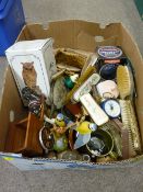 Mixed box of vintage and other household goods etc
