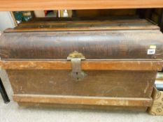 Good scumble painted tin travelling trunk
