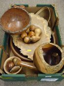 Box of contemporary treen items, various woods