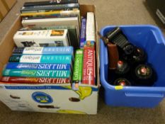Box of art and antique reference books, pair of Thomas Taylor Crown Green bowls and one other pair