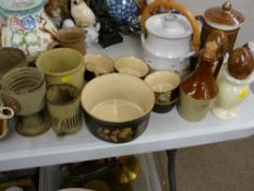 H J Wood Indian Tree jug, various stoneware drinking vessels, Denby 'Bakewell' ramekins etc