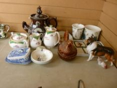 Parcel of china to include Portmeirion, Spode, Paragon and a large barge ware teapot (A/F)