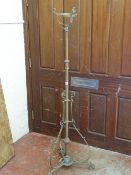 Vintage metal/brass oil lamp stand
